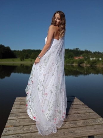 5d530c77-2bb4-4893-aa3a-4379cb15abe1